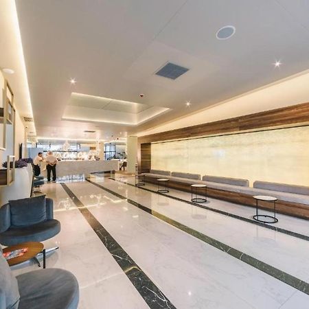 Luxury Sea View Apartments In Orbi City Batumi Exteriör bild